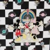 Loungefly Disney Mickey Mouse et Minnie Mouse Date Night Jukebox Pin